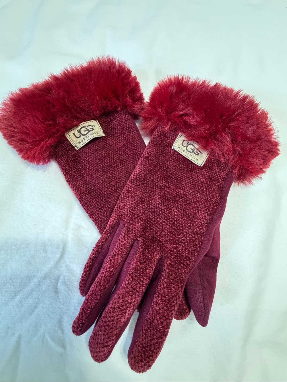UGG Australia Faux Fur Cuff Touchscreen Gloves Burgundy One Size